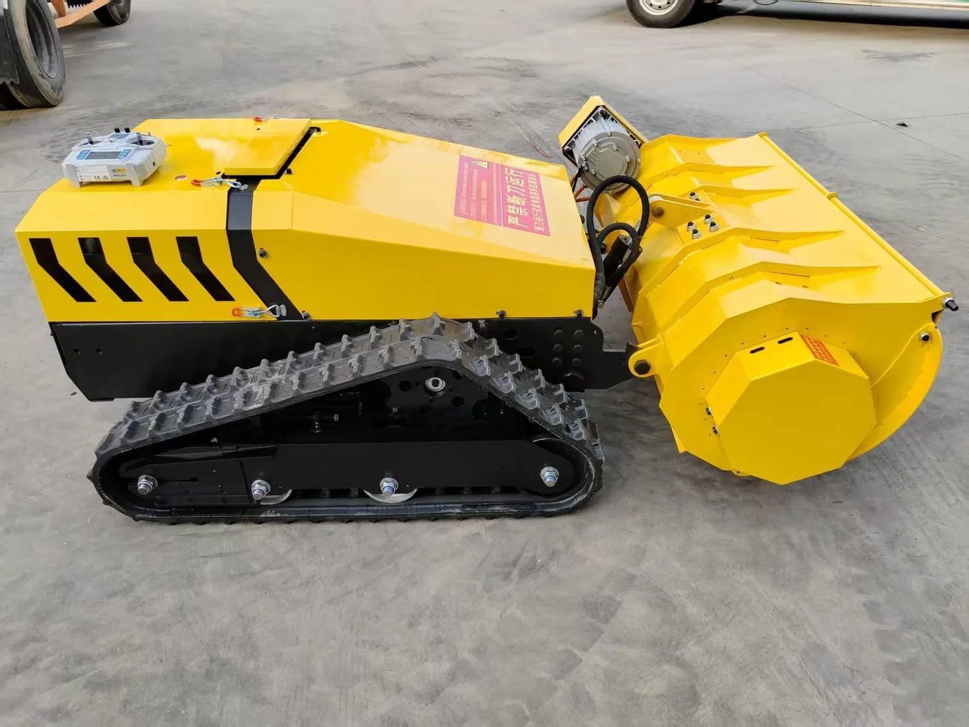 Cronus FGGC-1000A remote electric mower